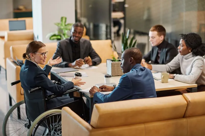 Diverse-people-at-business-meeting